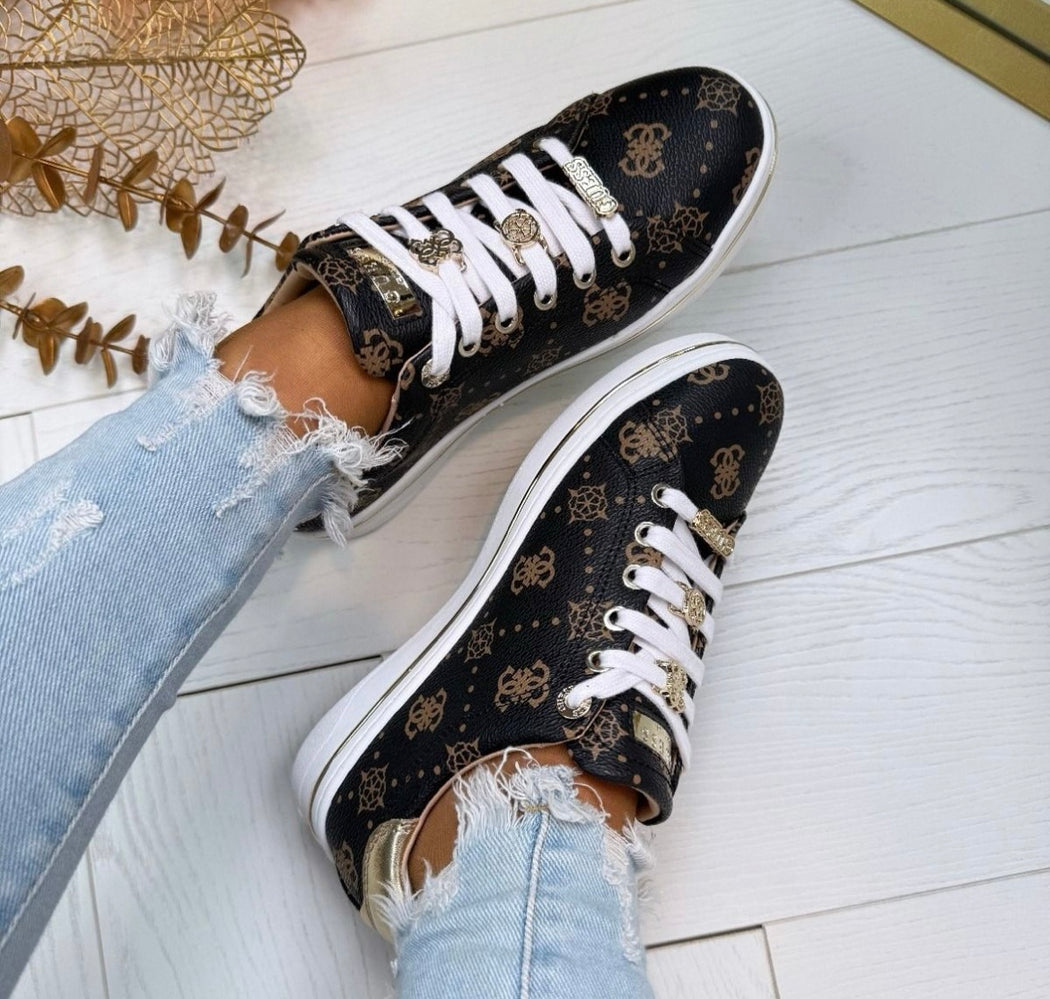 Guess logo sneaker
