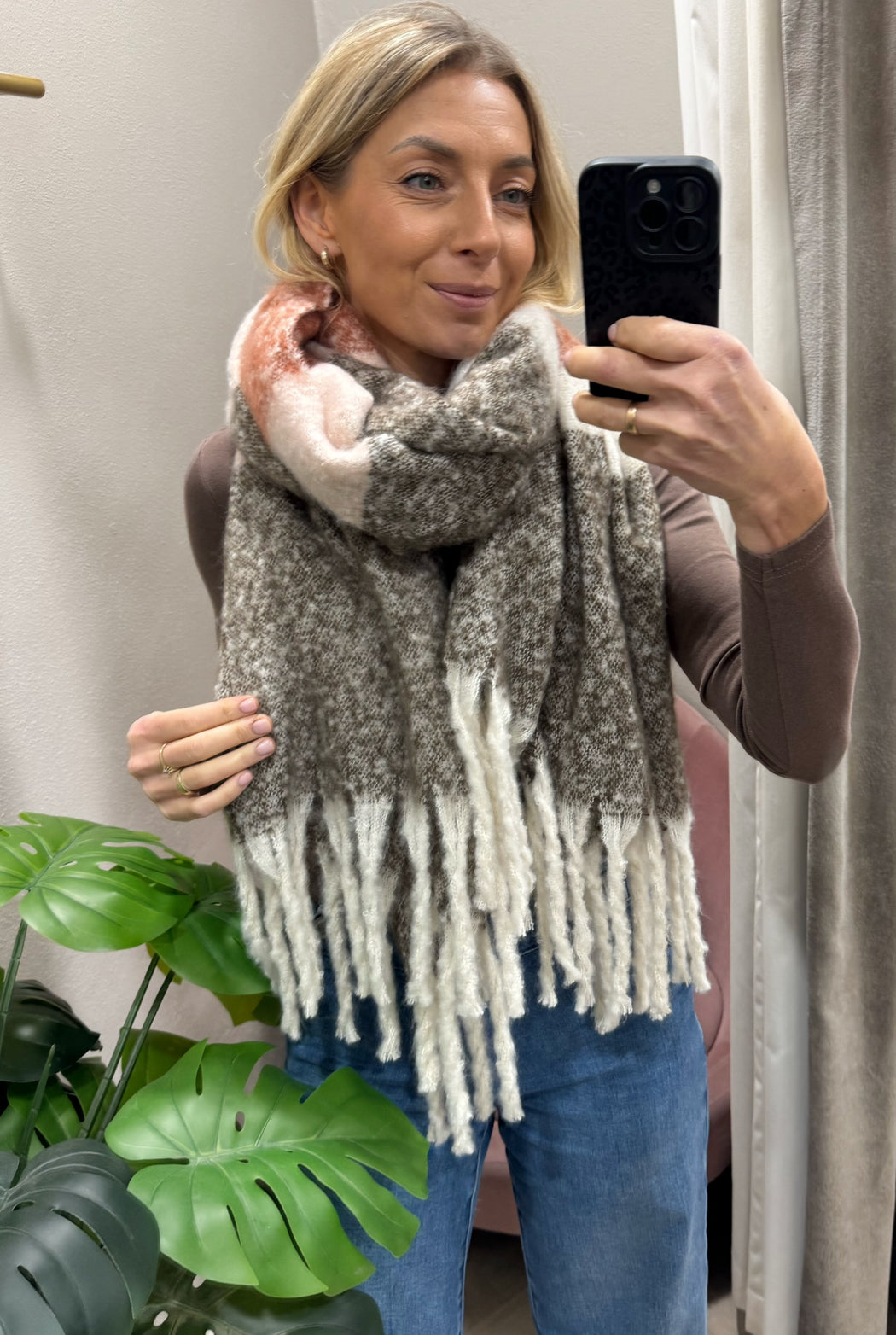 Magritte multi scarf