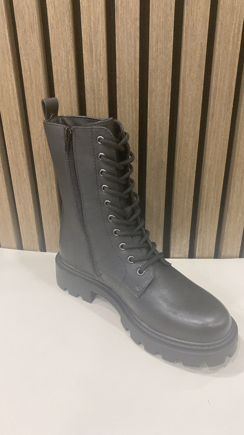 Dalva side zip biker boot