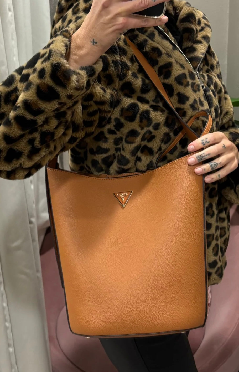 Guess Cognac MERIDIAN Bag. BG697404.