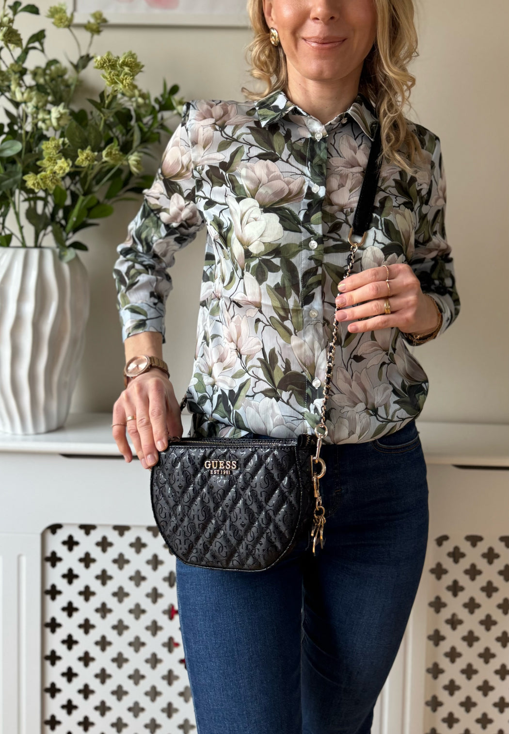 Guess black isemay mini GG962872