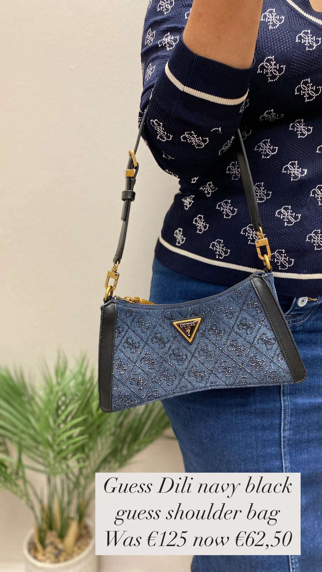 Guess Dili navy black guess shoulder bag