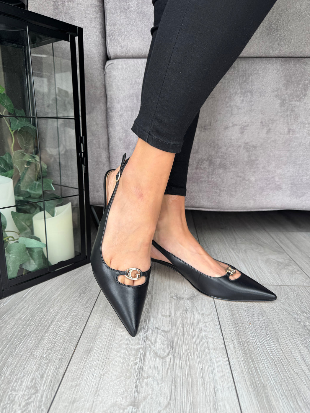 Guess black sling backs shoes FLTJESLEA05