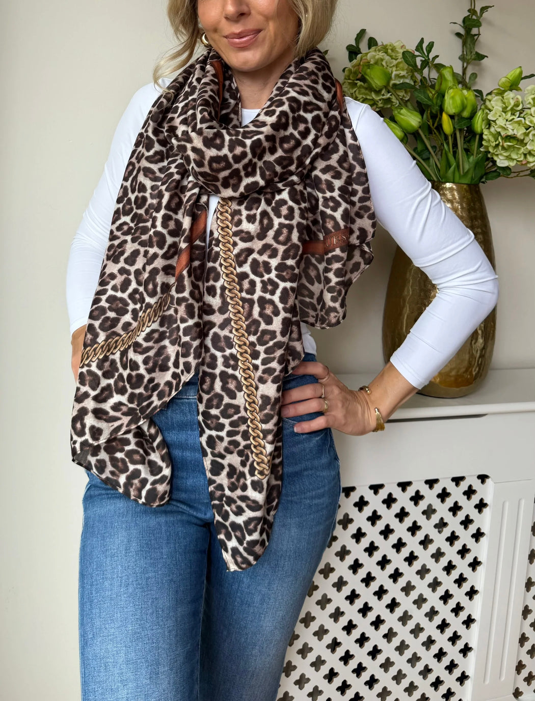 Guess Animalier Scarf-aw5349pol03-bro