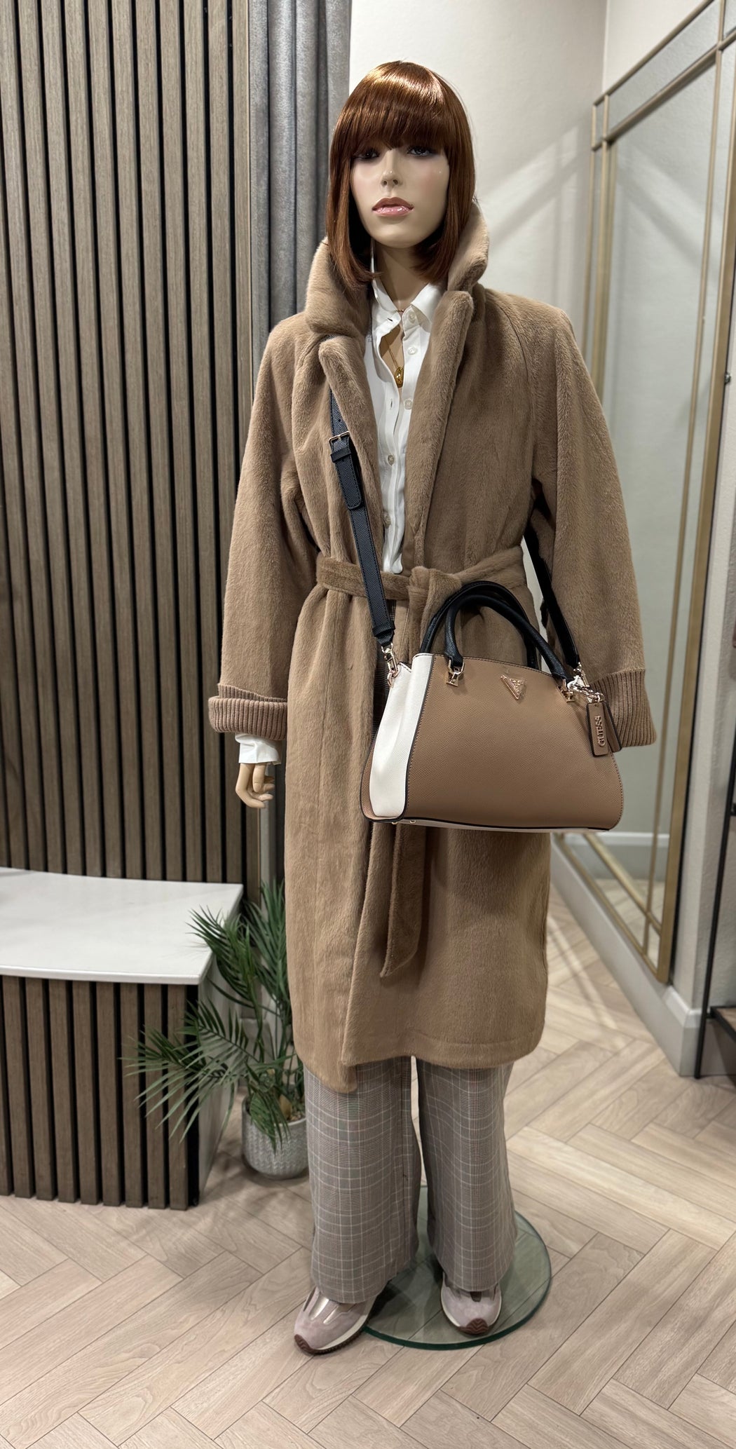 Guess Lucrezia Fur Knit Coat. W5BL63W4200