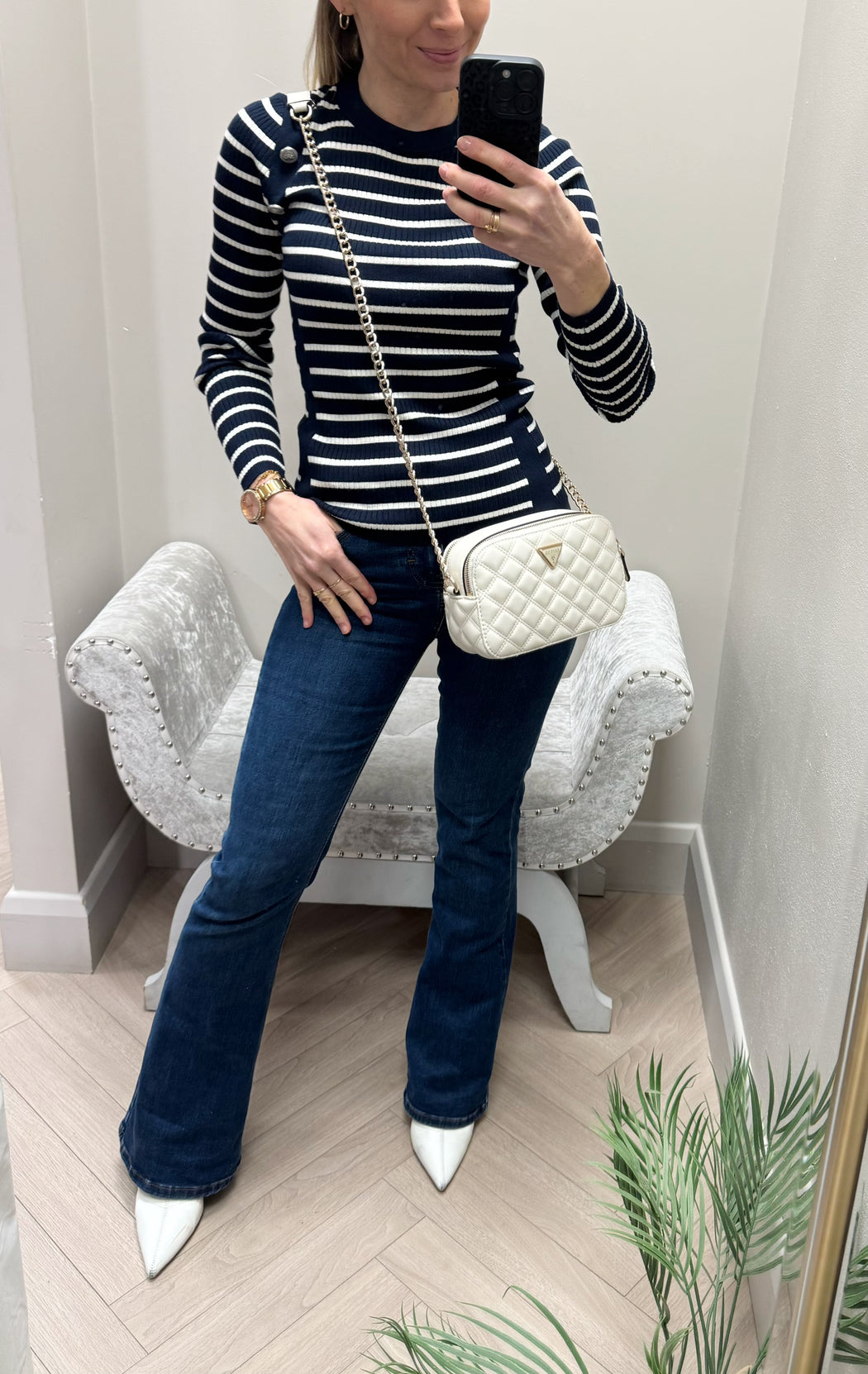 Guess giully off white crossbody qg967314