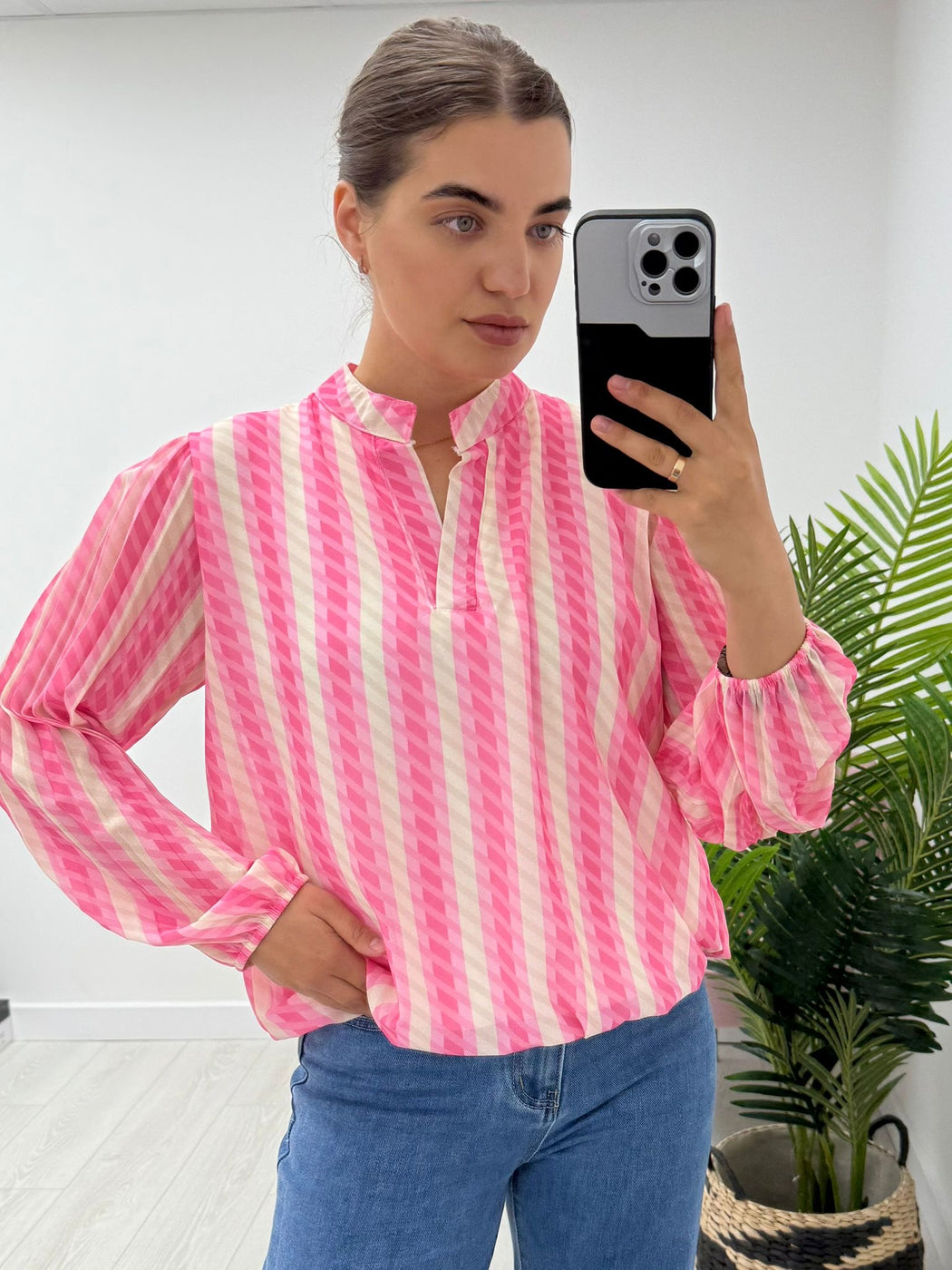 Amy neon pink top