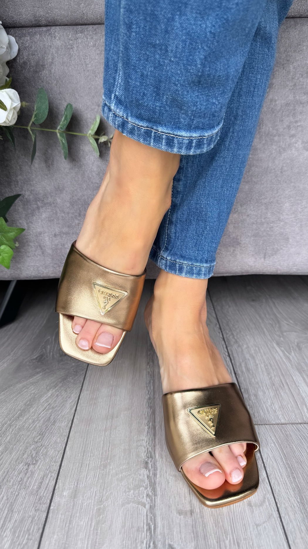 Guess bronze kitten heel mule FLJLUSLEL03