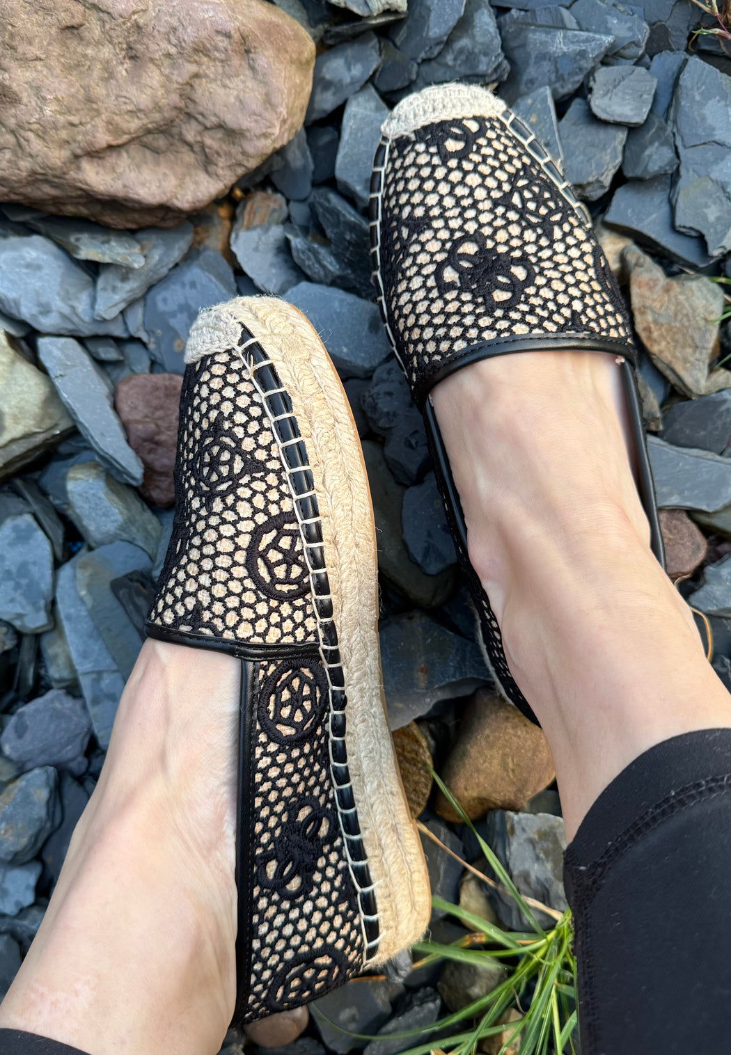 Guess black leather trim espradrils