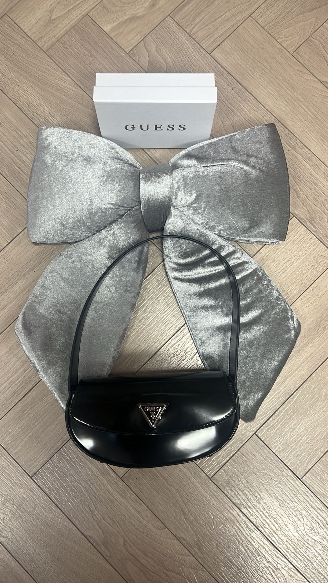 Guess black arnela mini shoulder bag NG949678