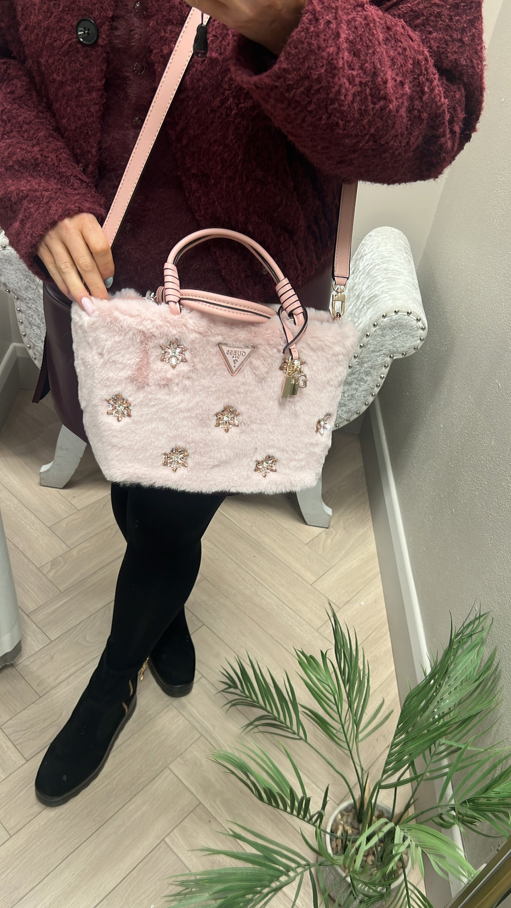 Guess pink rhinestone shaida bag we814322