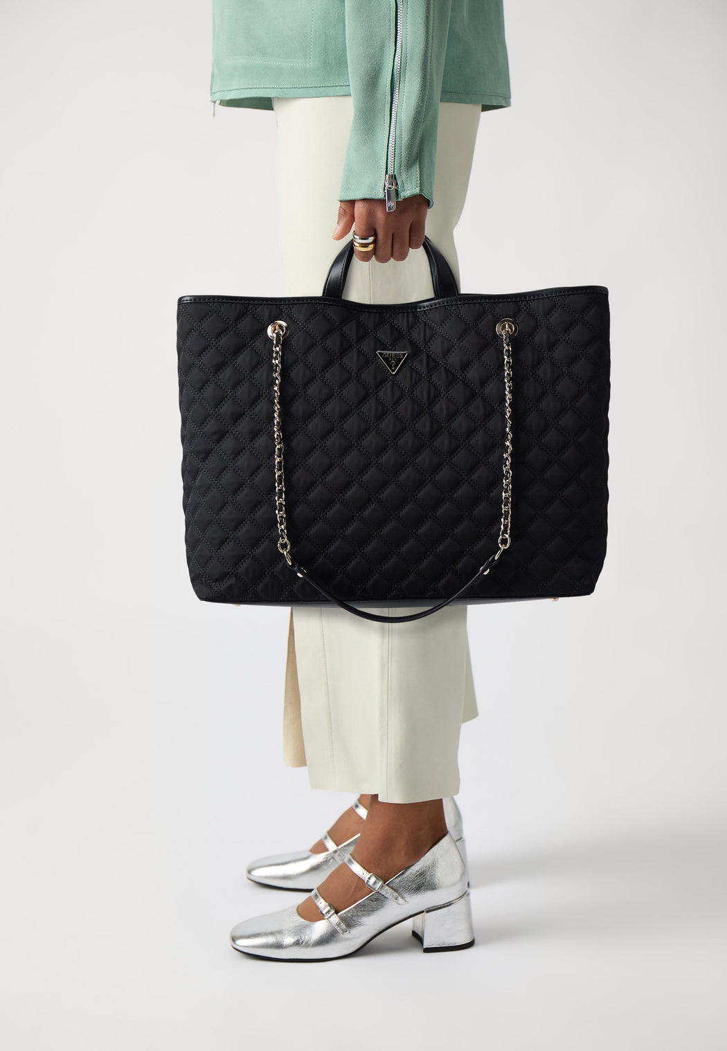 Yq874829 guess black Giully travel tote