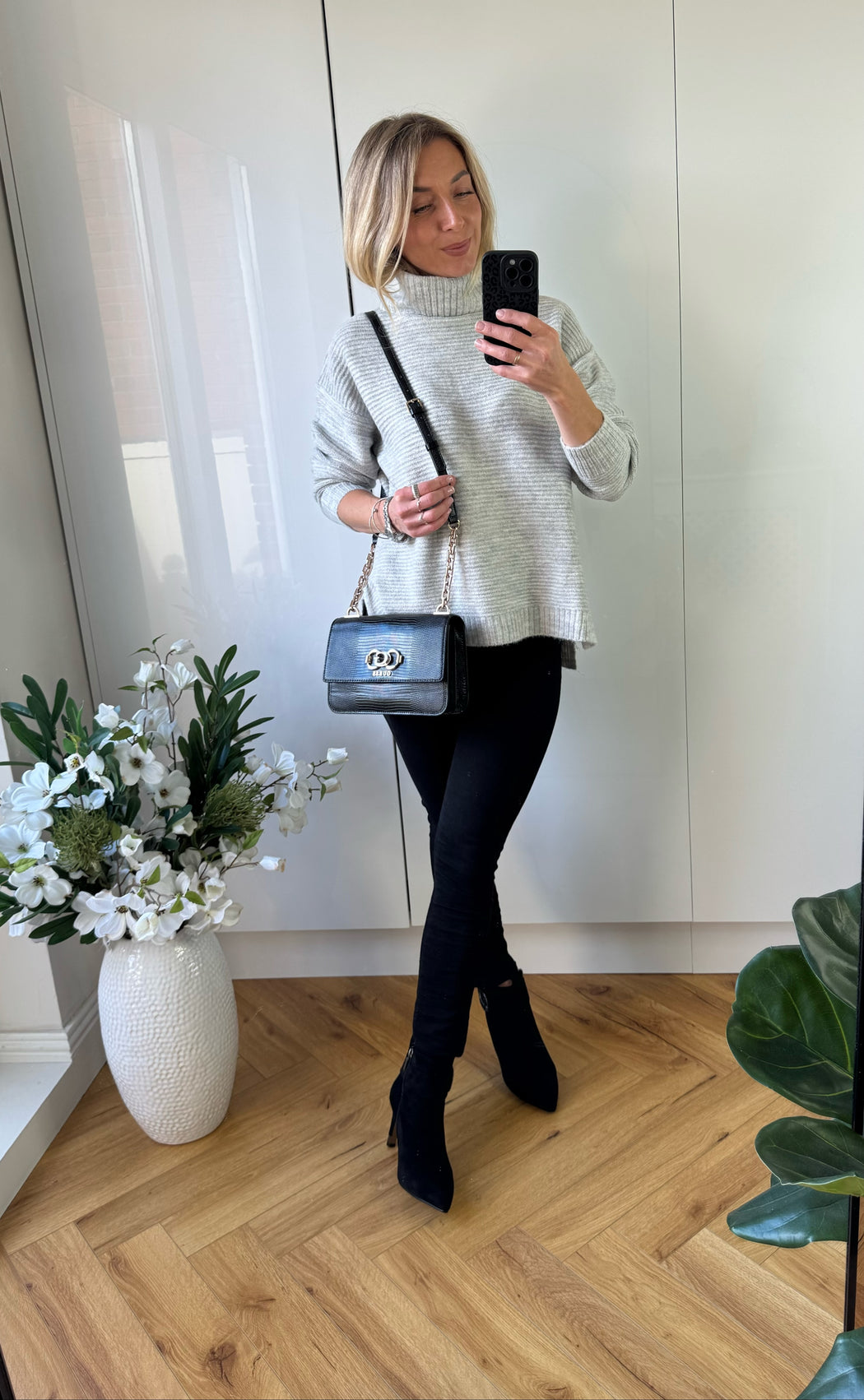Muffin turtle neck grey knit
