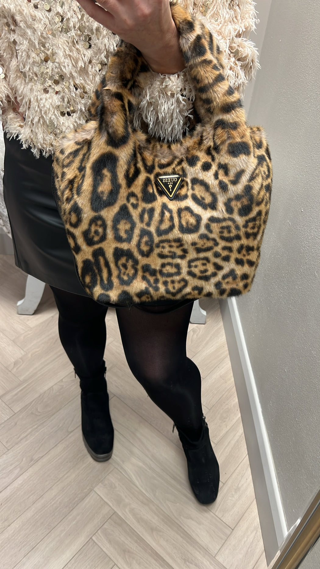 Samia guess faux fur leopard bag lb935522