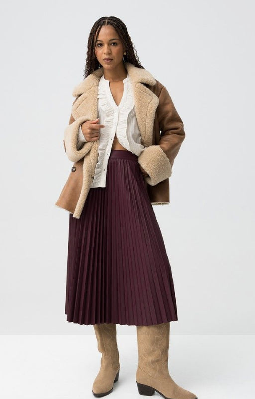 Kyoto wine pleated faux leather skirt