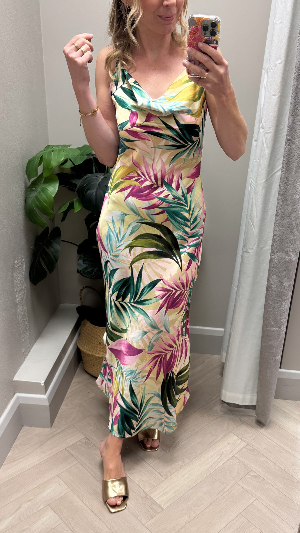Guess akilina satin slip dress wh9c2p8fy