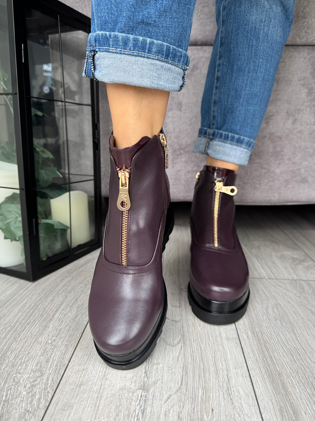 Pottery damson boots