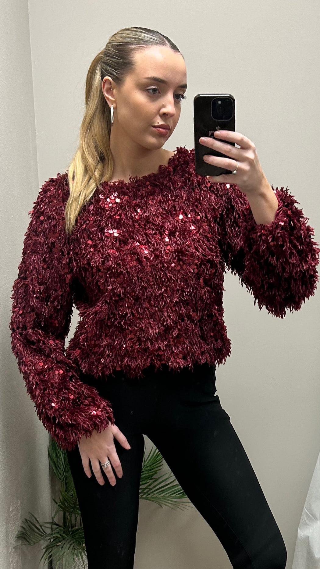 Wine feather knit top