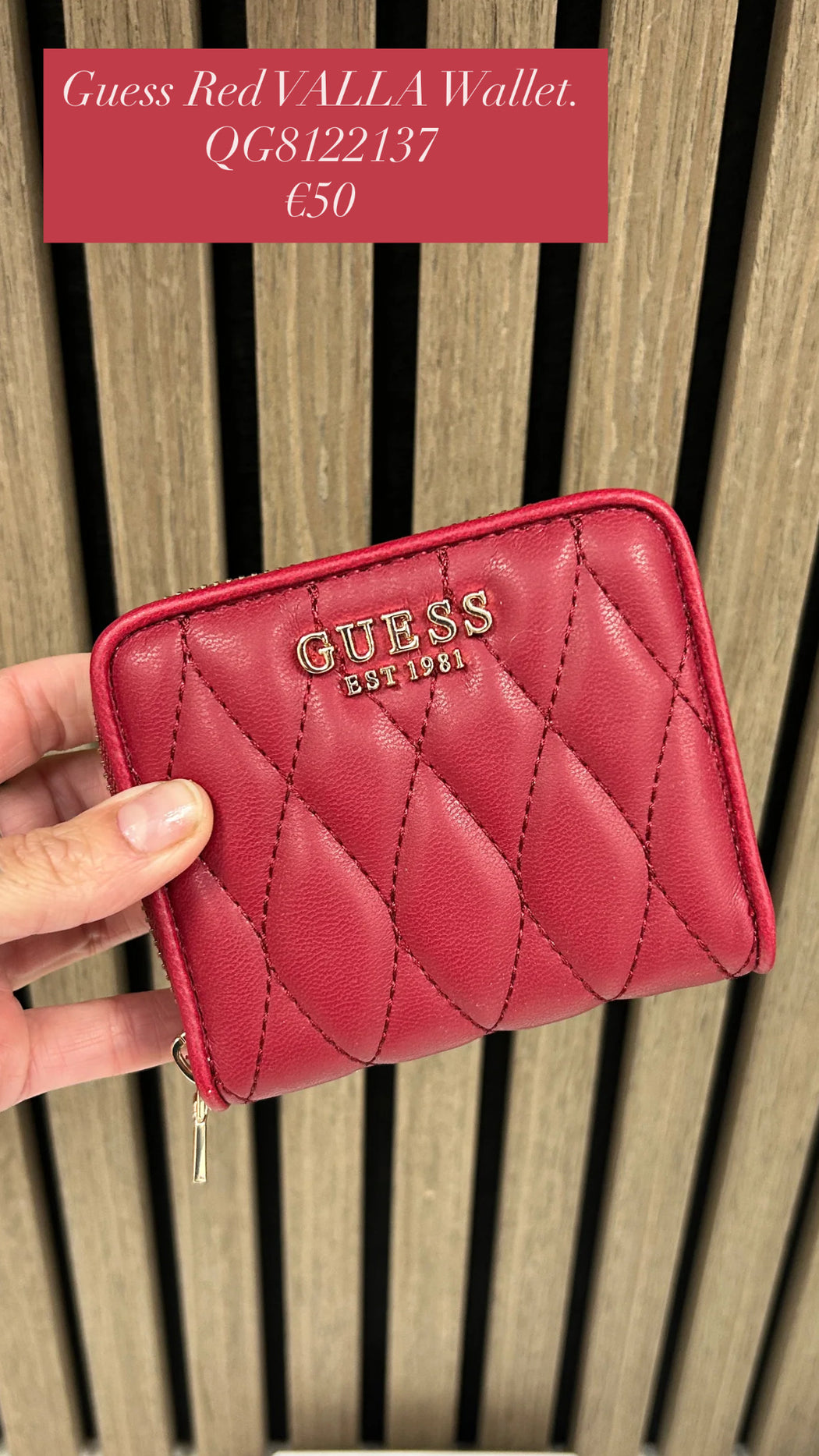 Guess Red VALLA Wallet. QG8122137