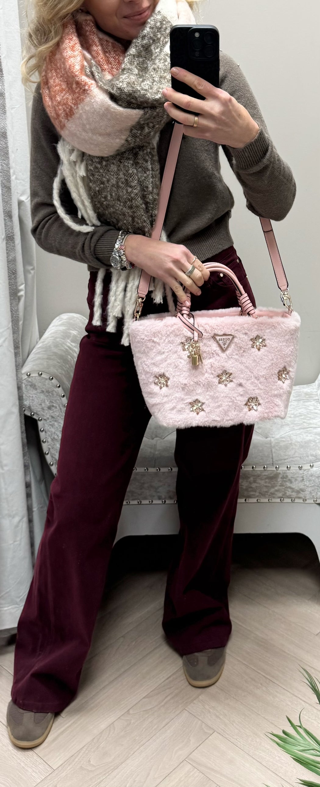 Guess pink rhinestone shaida bag we814322