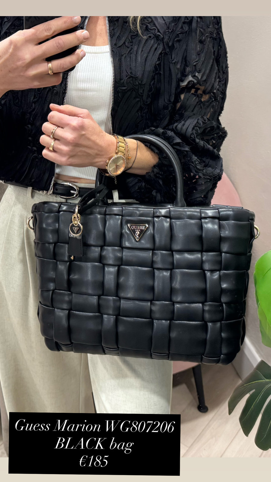 Guess Marion WG807206
BLACK bag