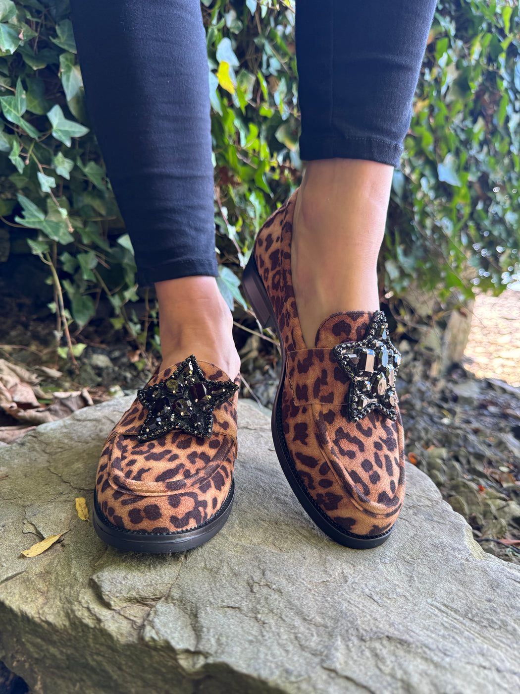 Afyon one leopard star loafer