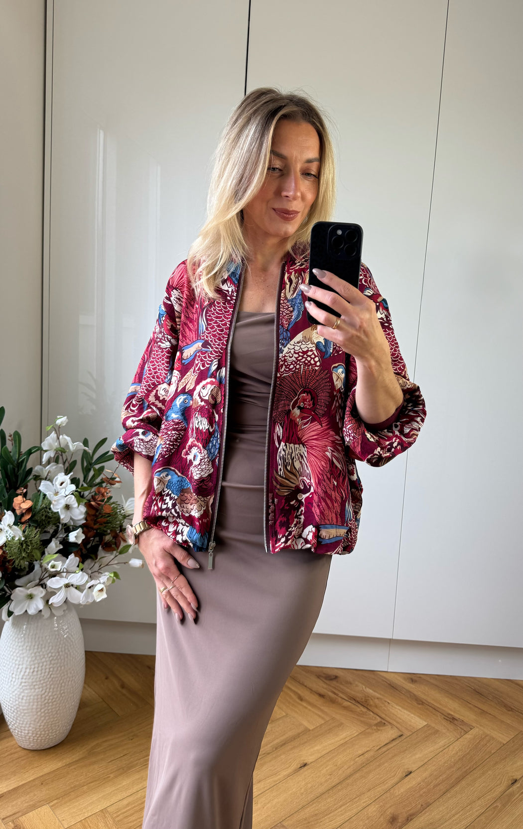Satira wine bomber