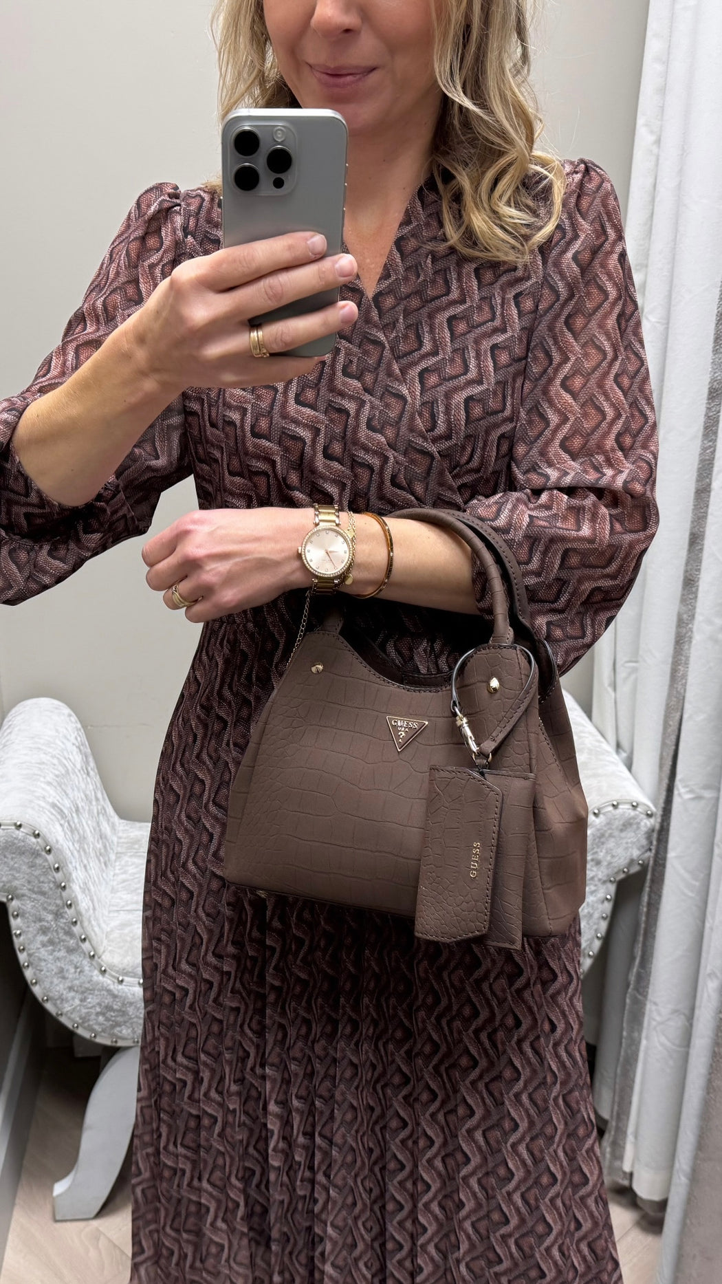 Guess Lorella Small Girlfriend Tote in Espresso cg230622