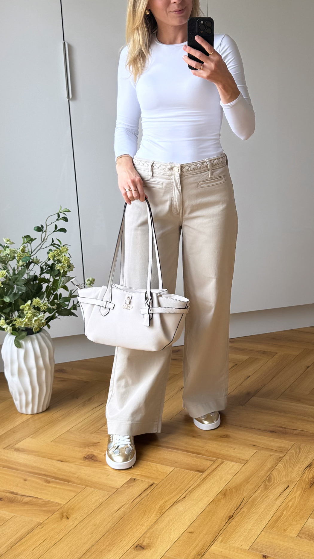 Guess yesba offwhite BG783308
