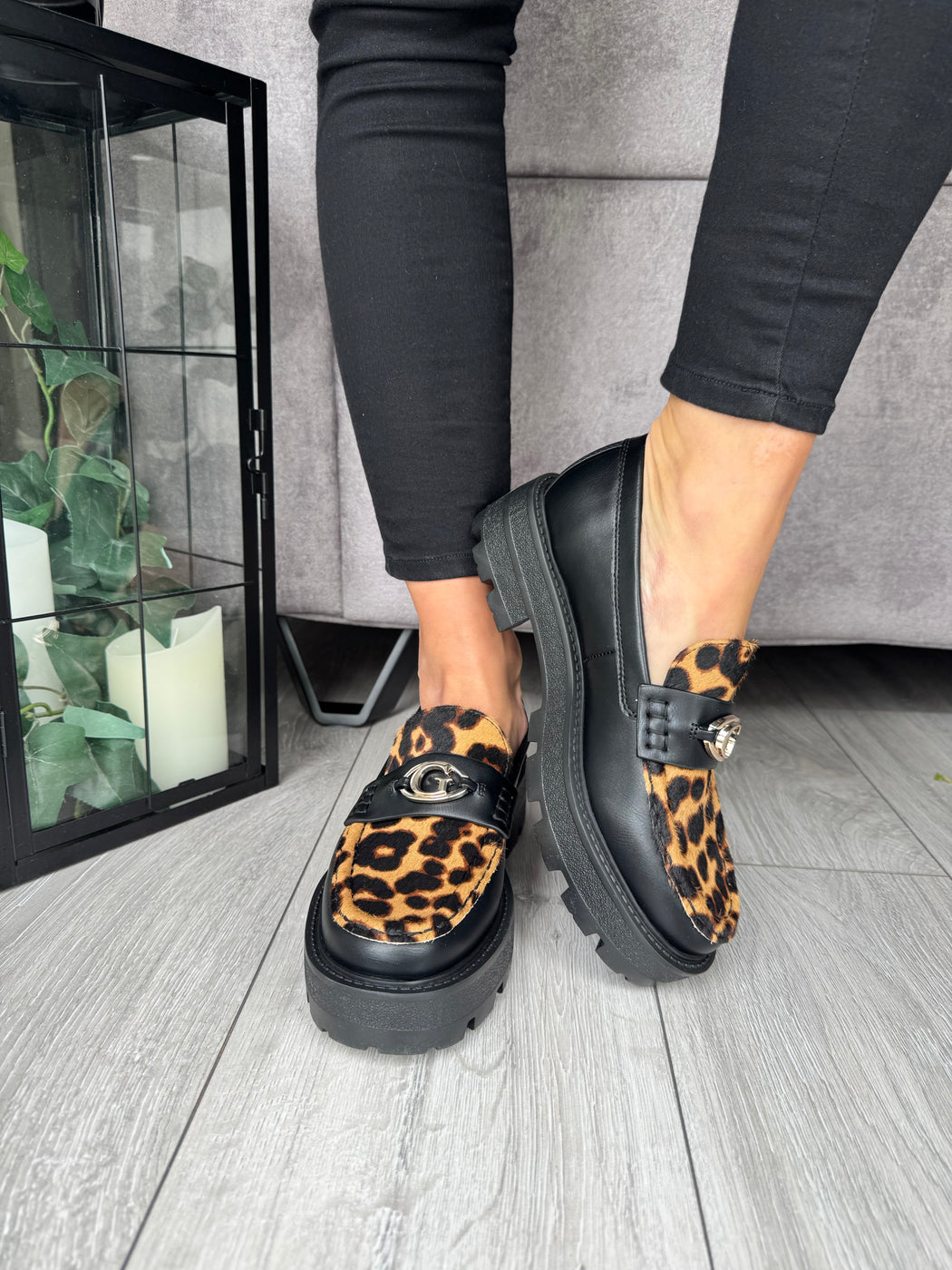 Guess black animal print loafer FLTYK2LEP14