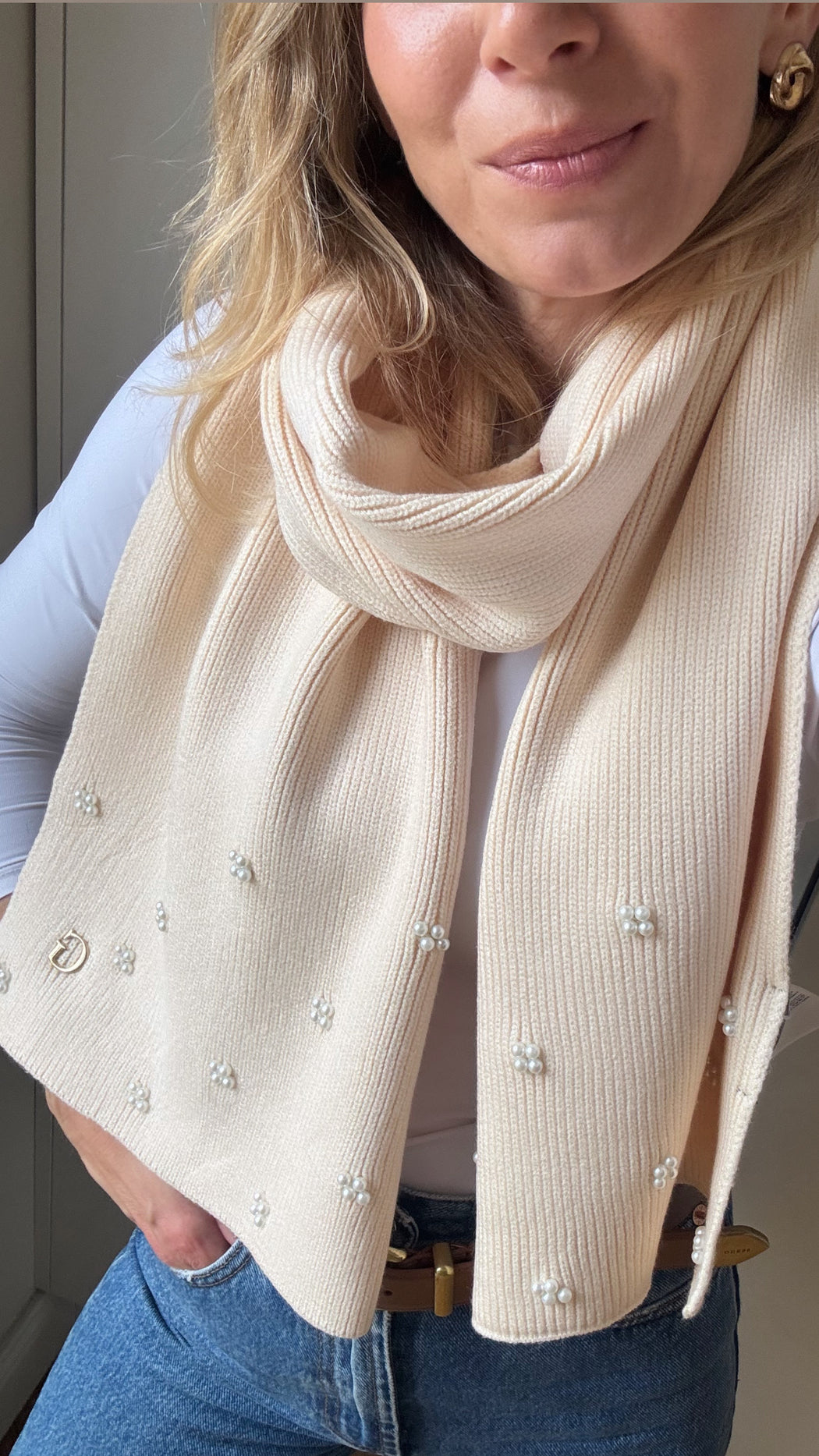 Guess cream pearl scarf AW5636VIS03 - OFF