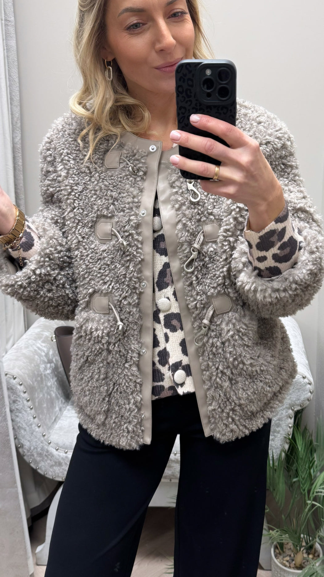 Guess teddy faux fur jacket