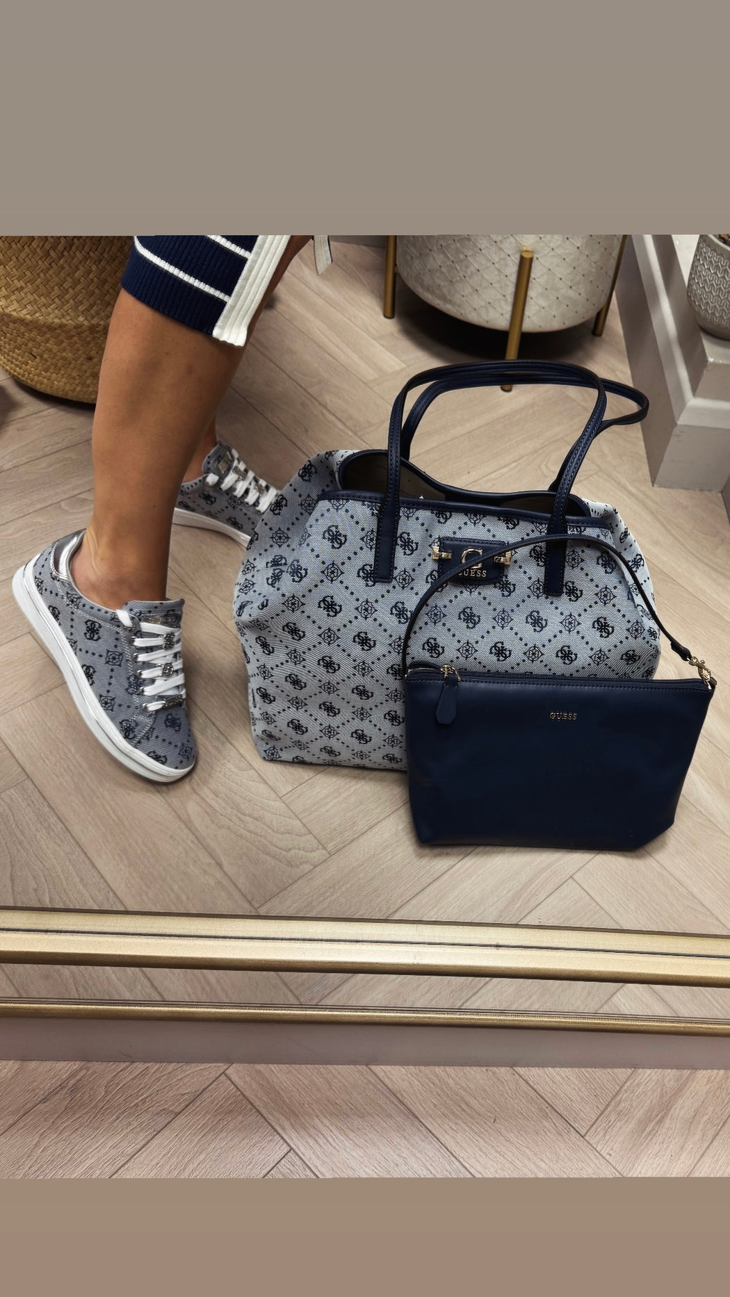 Guess neda jacquard tote bag jp965424