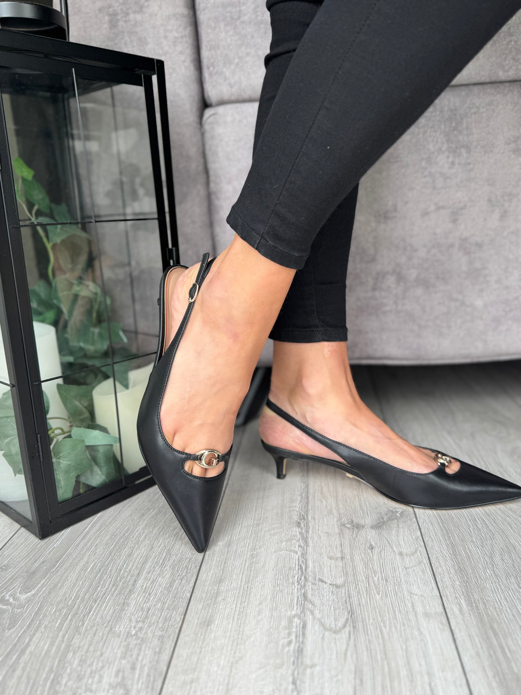 Guess black sling backs shoes FLTJESLEA05