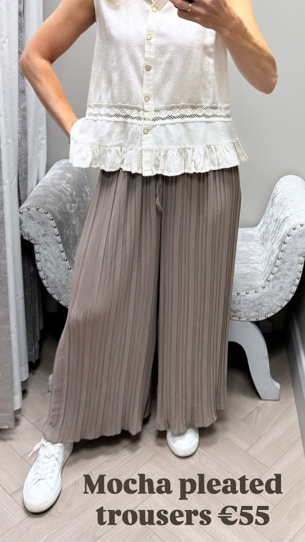 Kiss mocha pleated elasticated trousers
