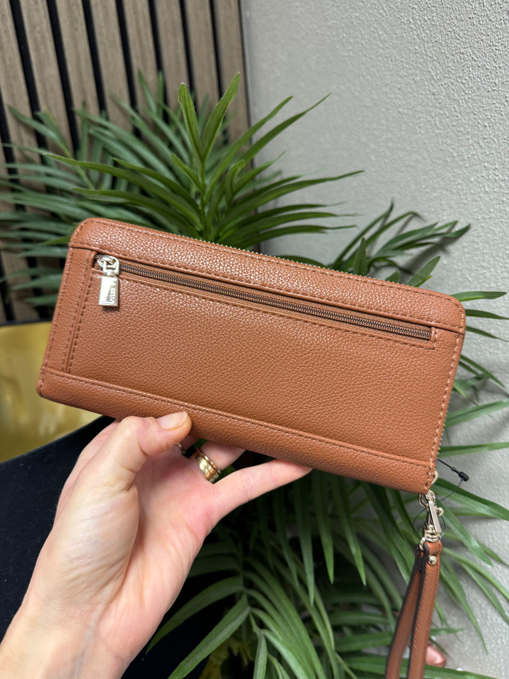 Guess BG8546146 COGNAC GREGORIA SLG