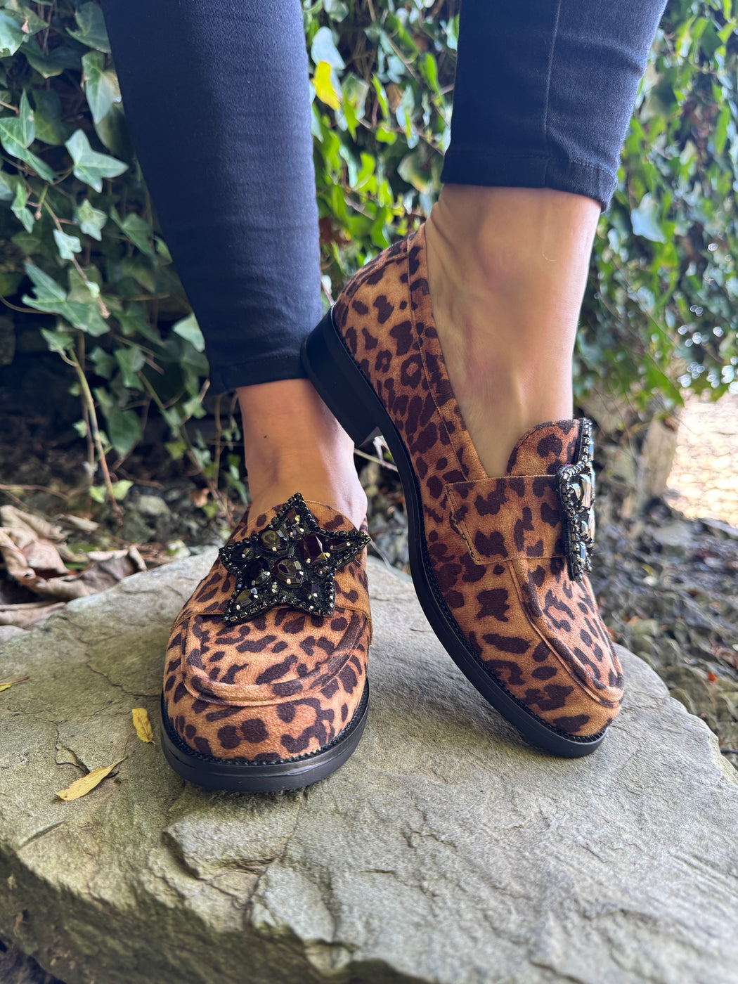 Afyon one leopard star loafer