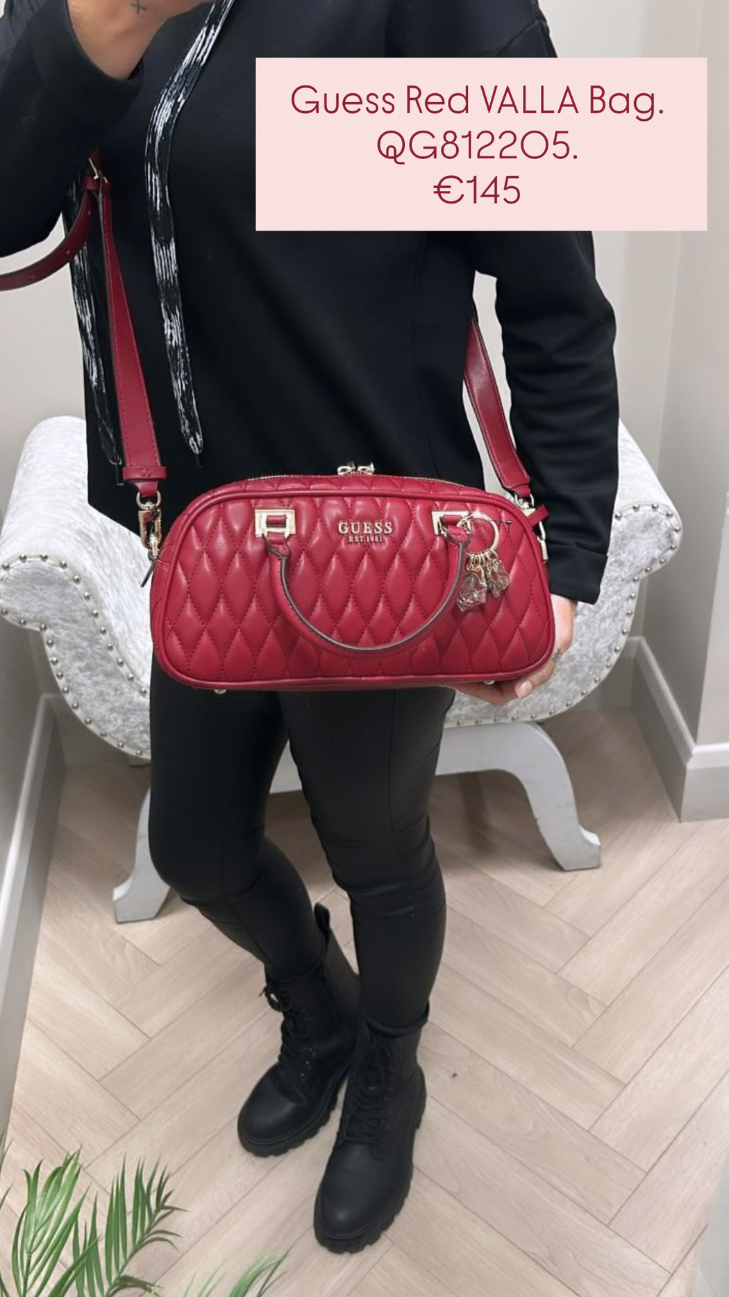 Guess Red VALLA Bag. QG812205.