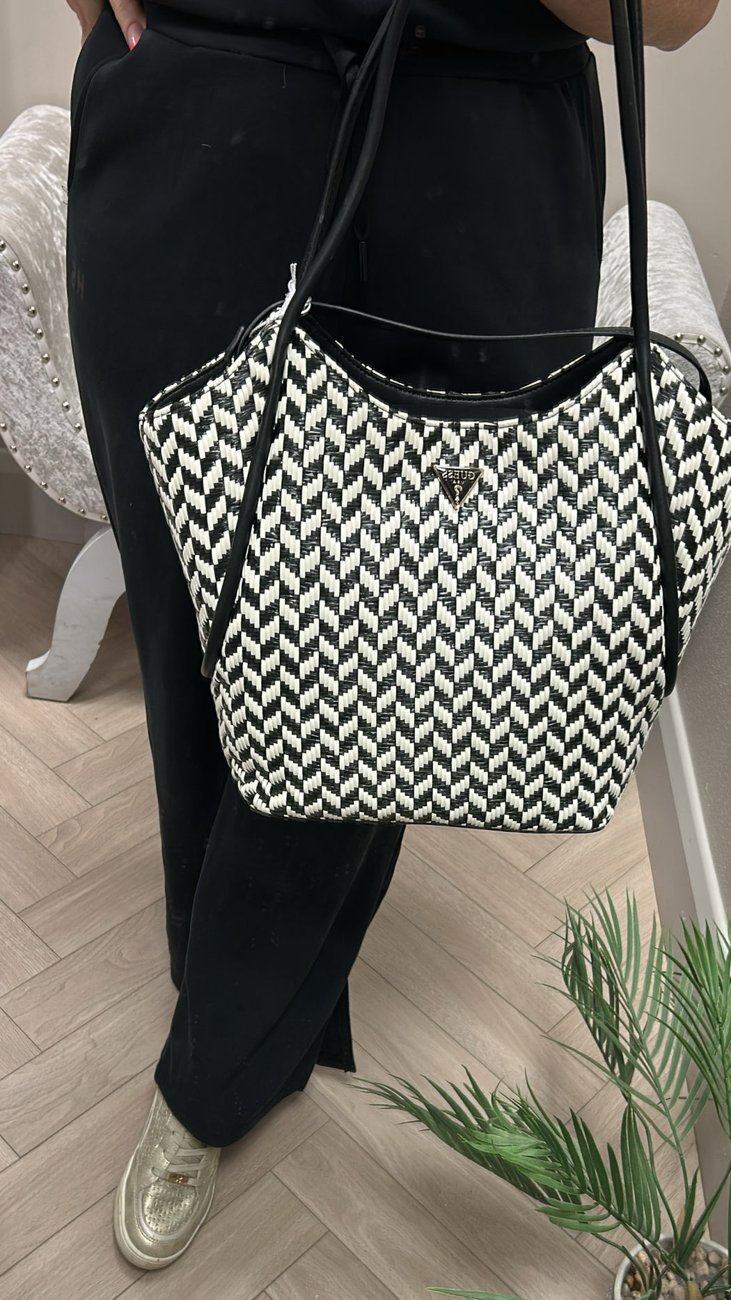 Guess black multi Tessi bag wg769123