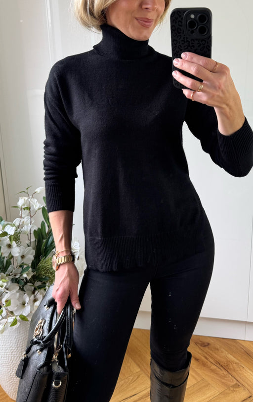 Mab black polo neck