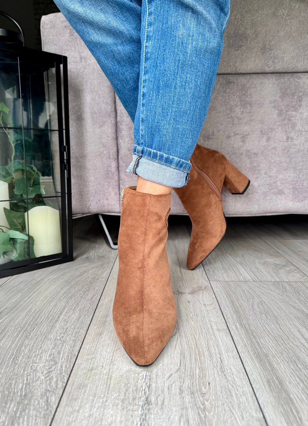 Catterton rustic ankle boots