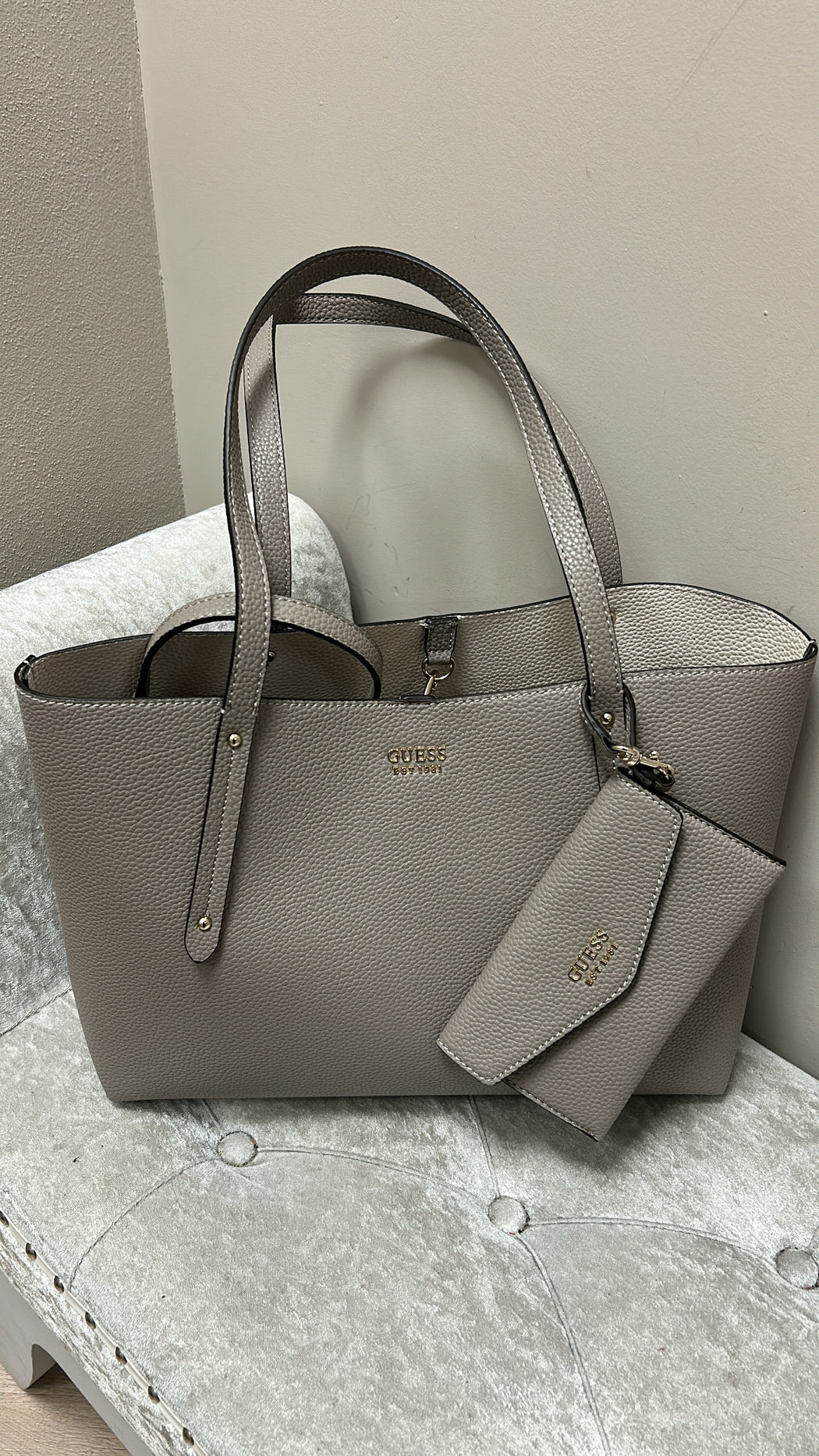 Guess Brenton taupe tote PG964823