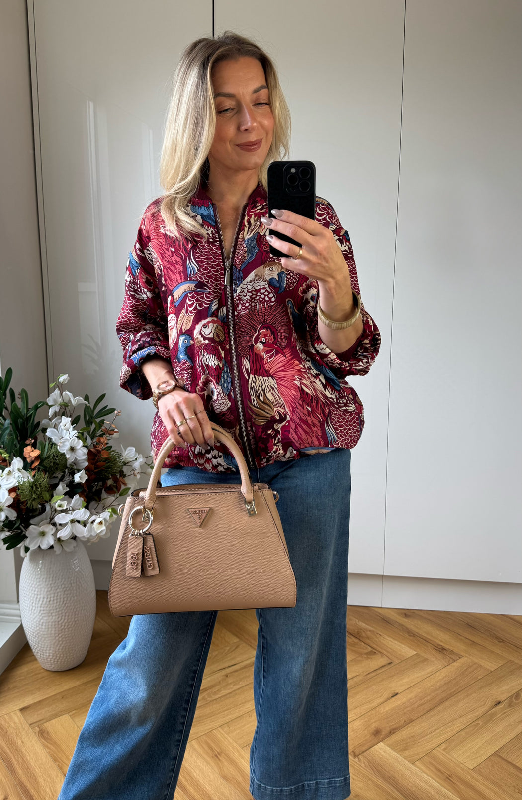 Satira wine bomber