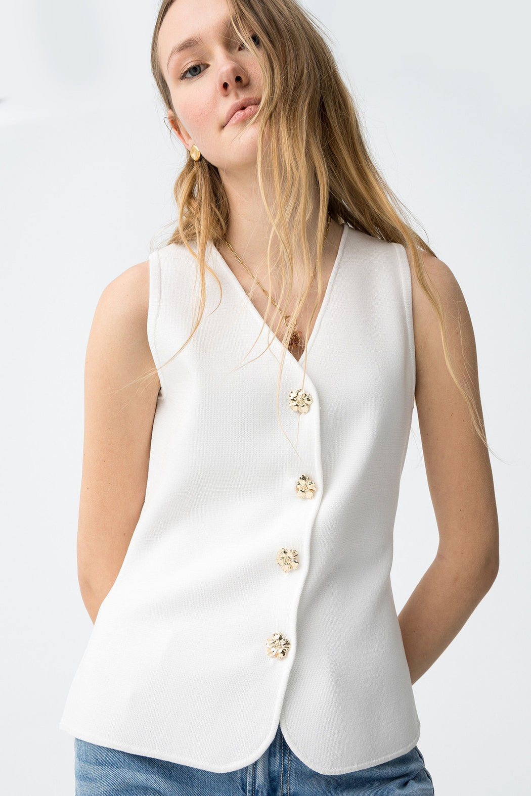 Fleur button waistcoat