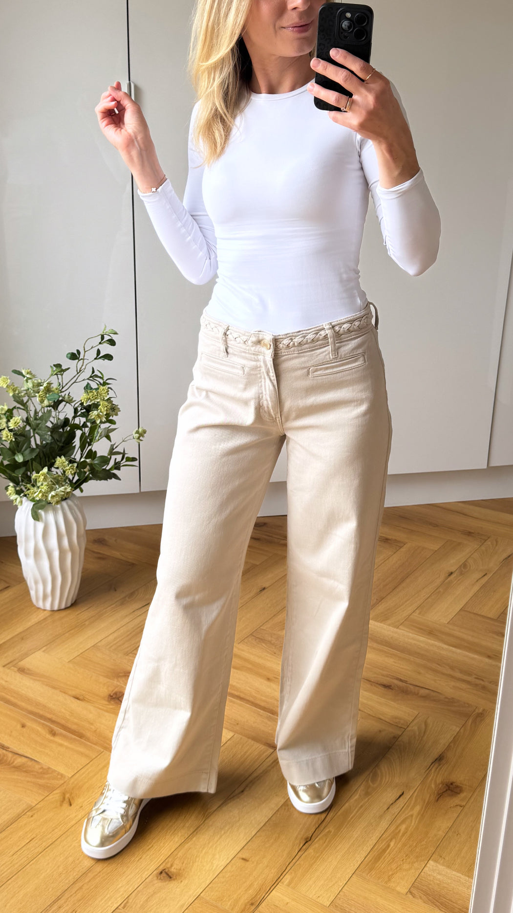Zoya cream guess cropped jean w6gb15w1886-a115
