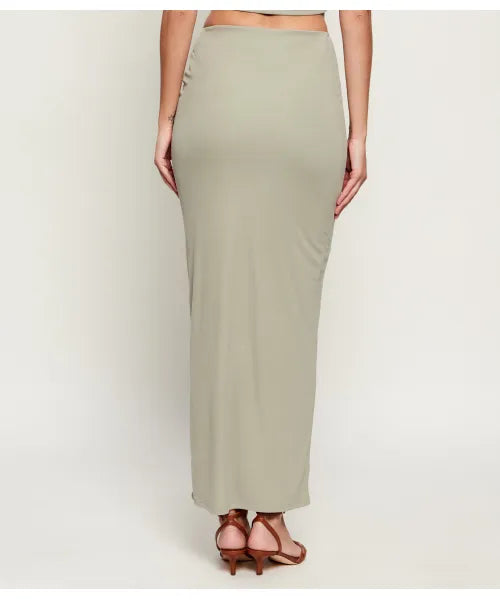 Guess  green skirt w6gd15k2936- G8CJ