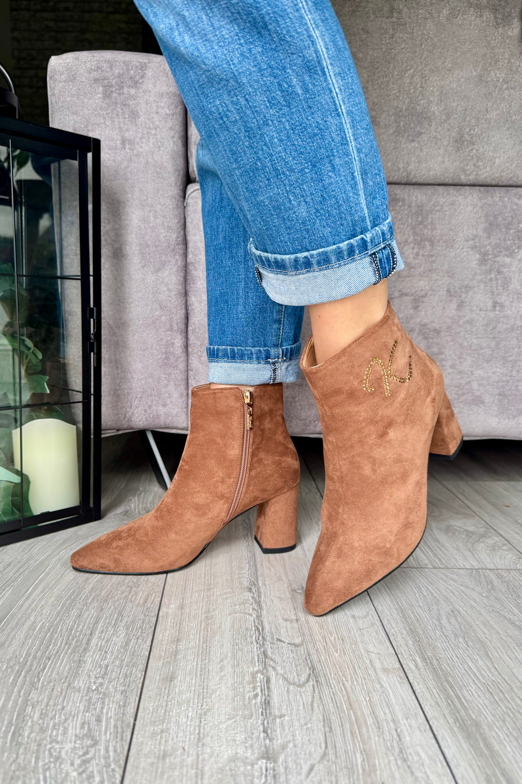 Catterton rustic ankle boots