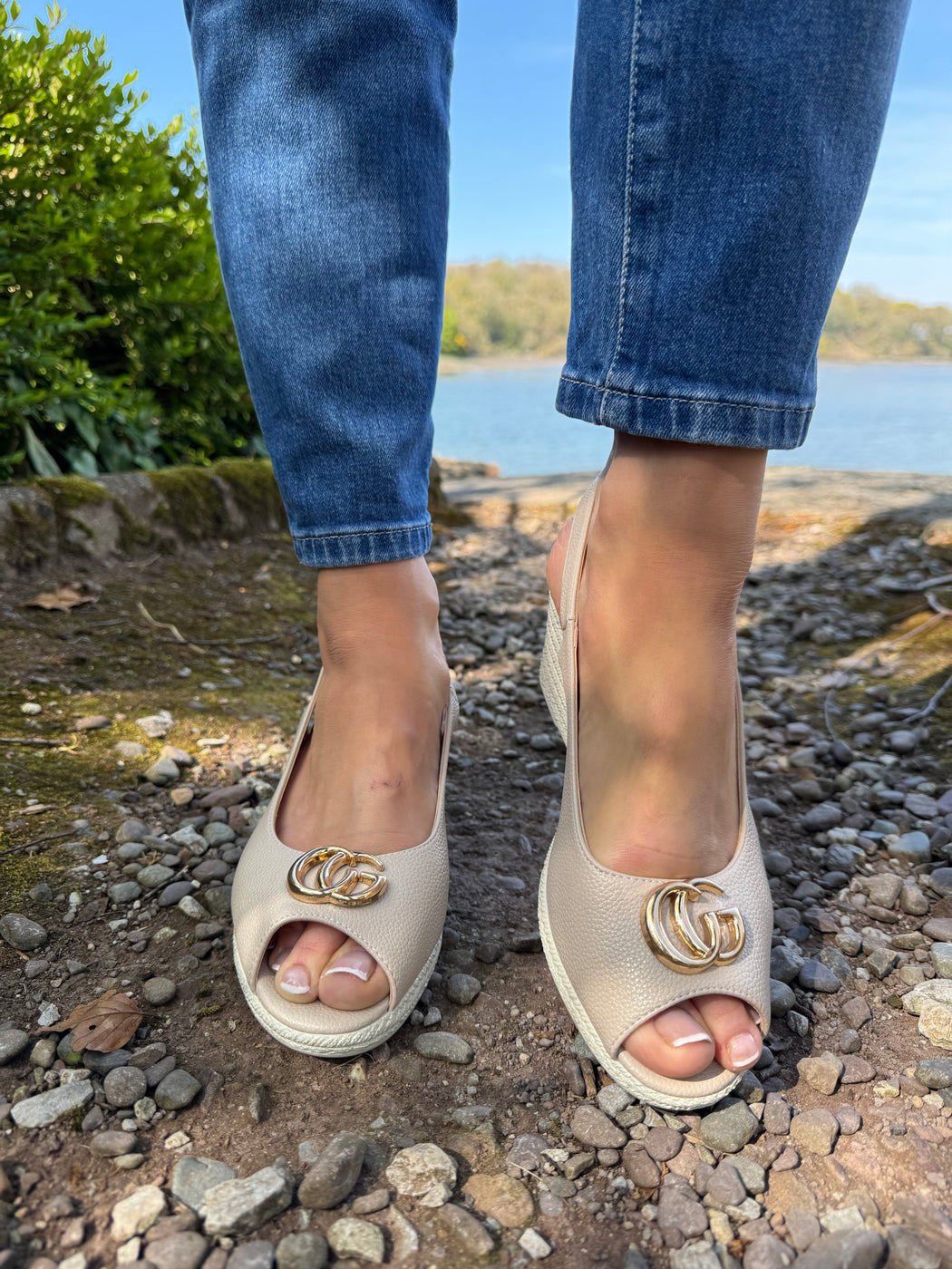 Duytrink blush wedge