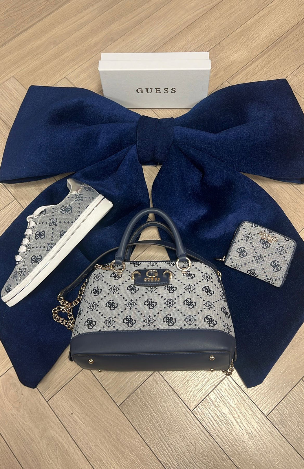 Guess Navy logo NEDA Bag JP965405