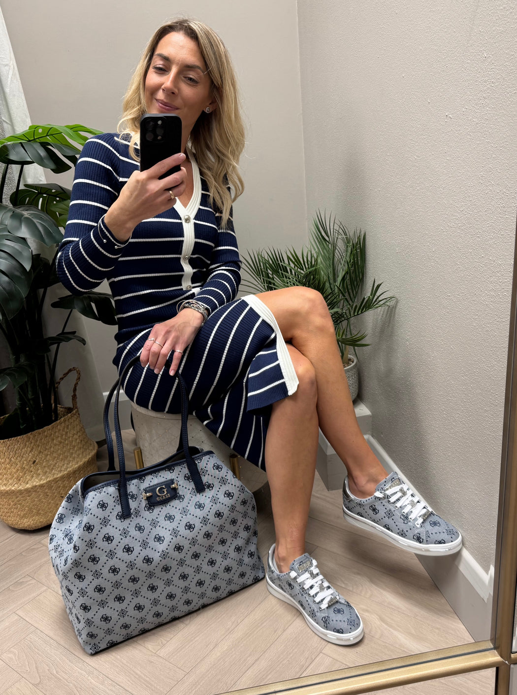 Guess neda jacquard tote bag jp965424